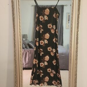 SHEIN Black Floral Maxi Dress